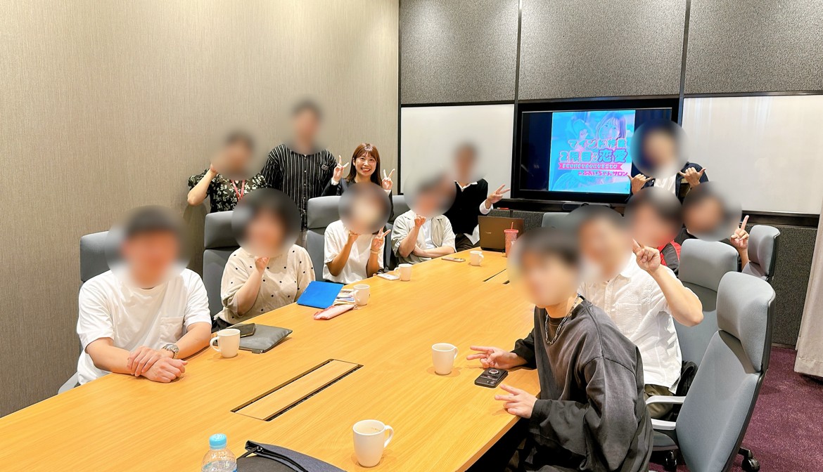 大阪・梅田で開催したOneCafeのあおいマインド授業・恋愛編の集合写真