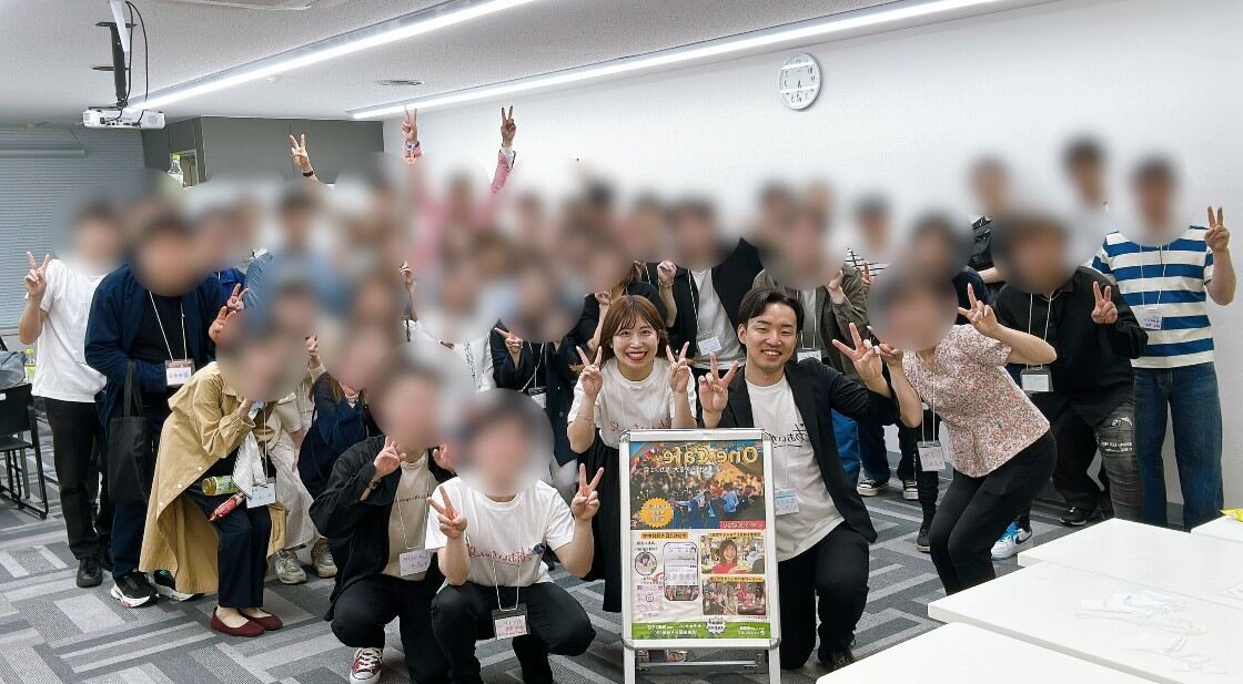 大阪梅田の大規模カフェ会集合写真
